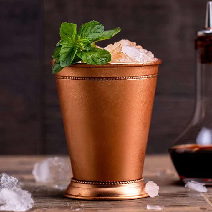 Mint Julep cocktail