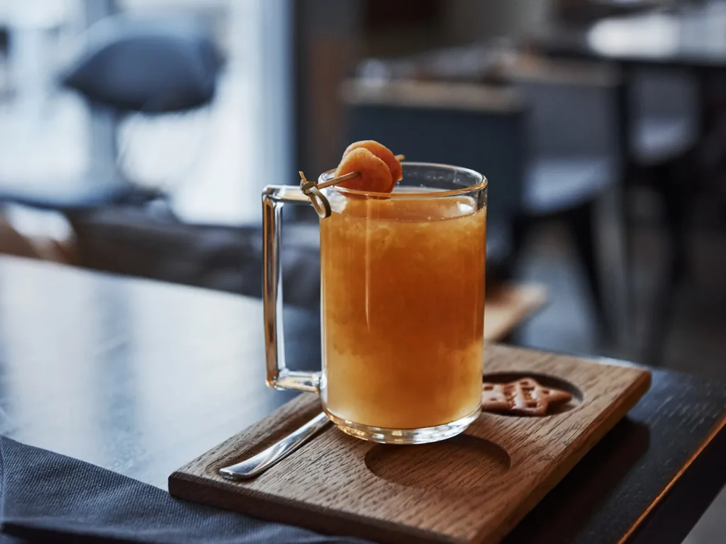 Hot Buttered Jägermeister (гарячий Єгермейстер із маслом)