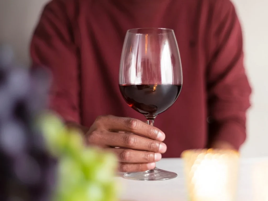 Келих червоного вина