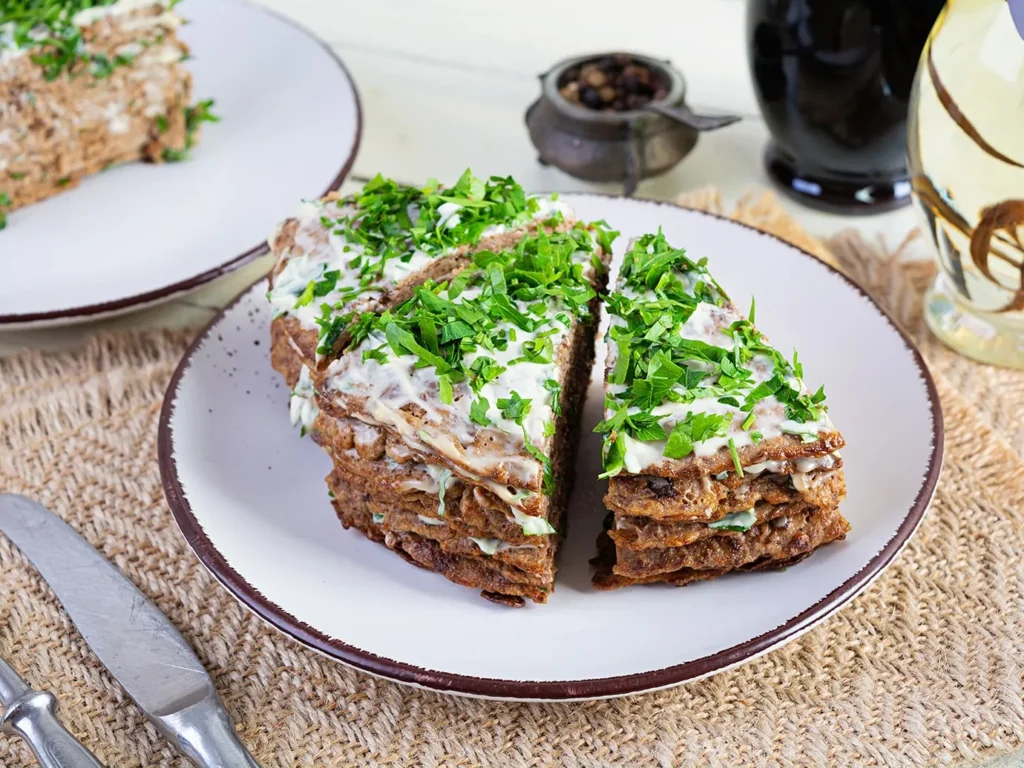 Кілька корисних порад, як покращити рецепт печінкового торта