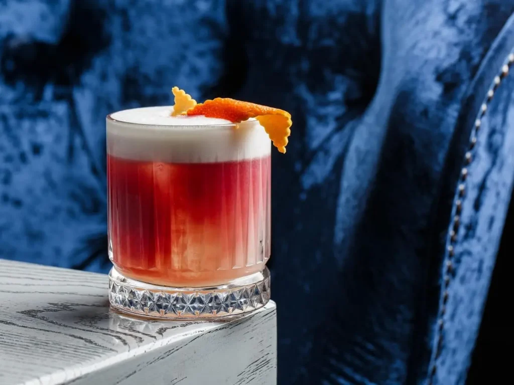 Декор для коктейлів з апельсинової цедри