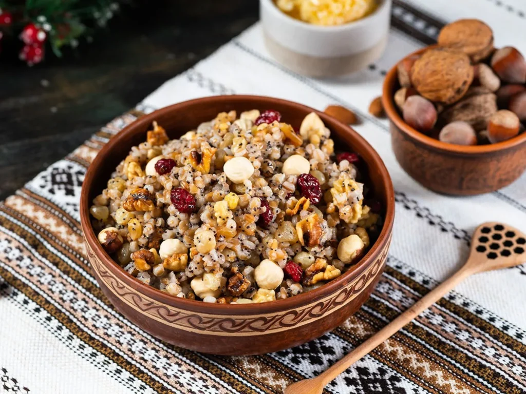 Кутя з перловкою та халвою