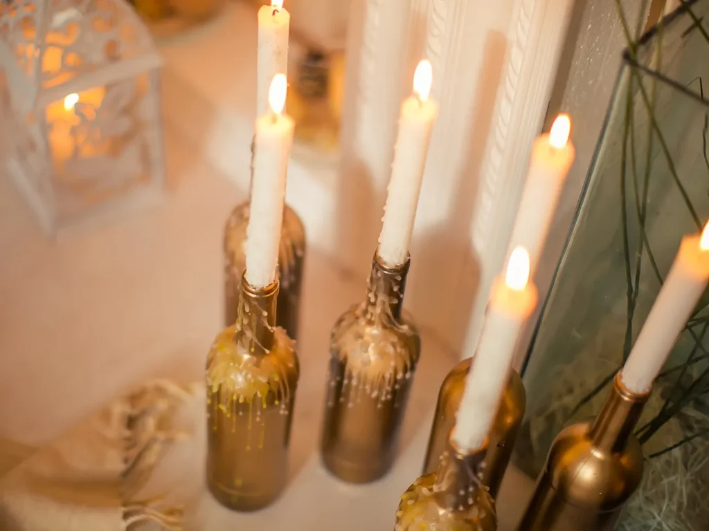 підсвічники з пляшки