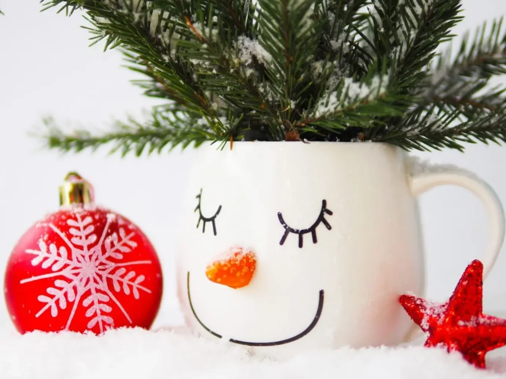 Прикольна картинка з чашкою для вітання з Новим роком